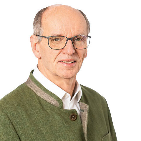 {data.poerner2025_zitat_bild -> f:first().alternative}