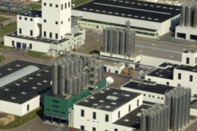 Vogelperspektive einer Kunststoffveredelungsanlage