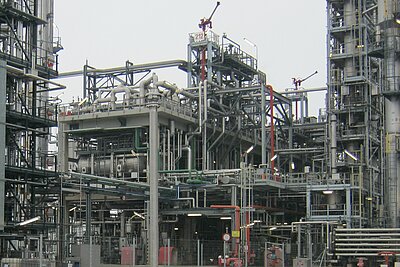 Außenansicht einer Butadien-Produktionsanlage