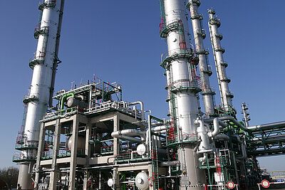 Außenansicht einer ISO C4 Anlage